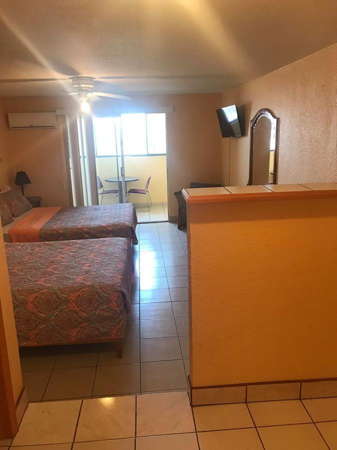 Hotel Sevilla ティファナ エクステリア 写真