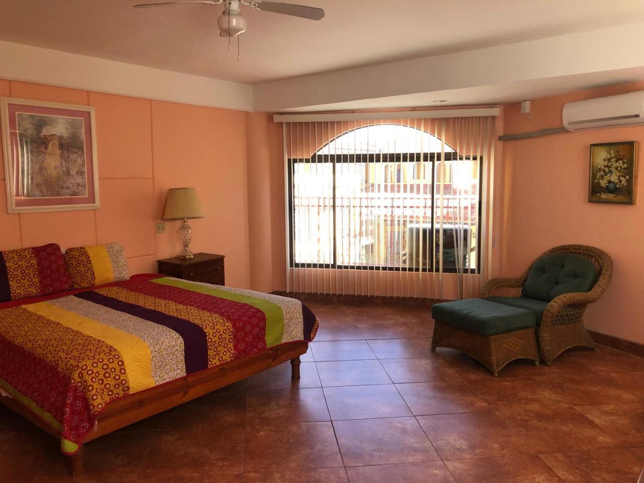 Hotel Sevilla ティファナ エクステリア 写真